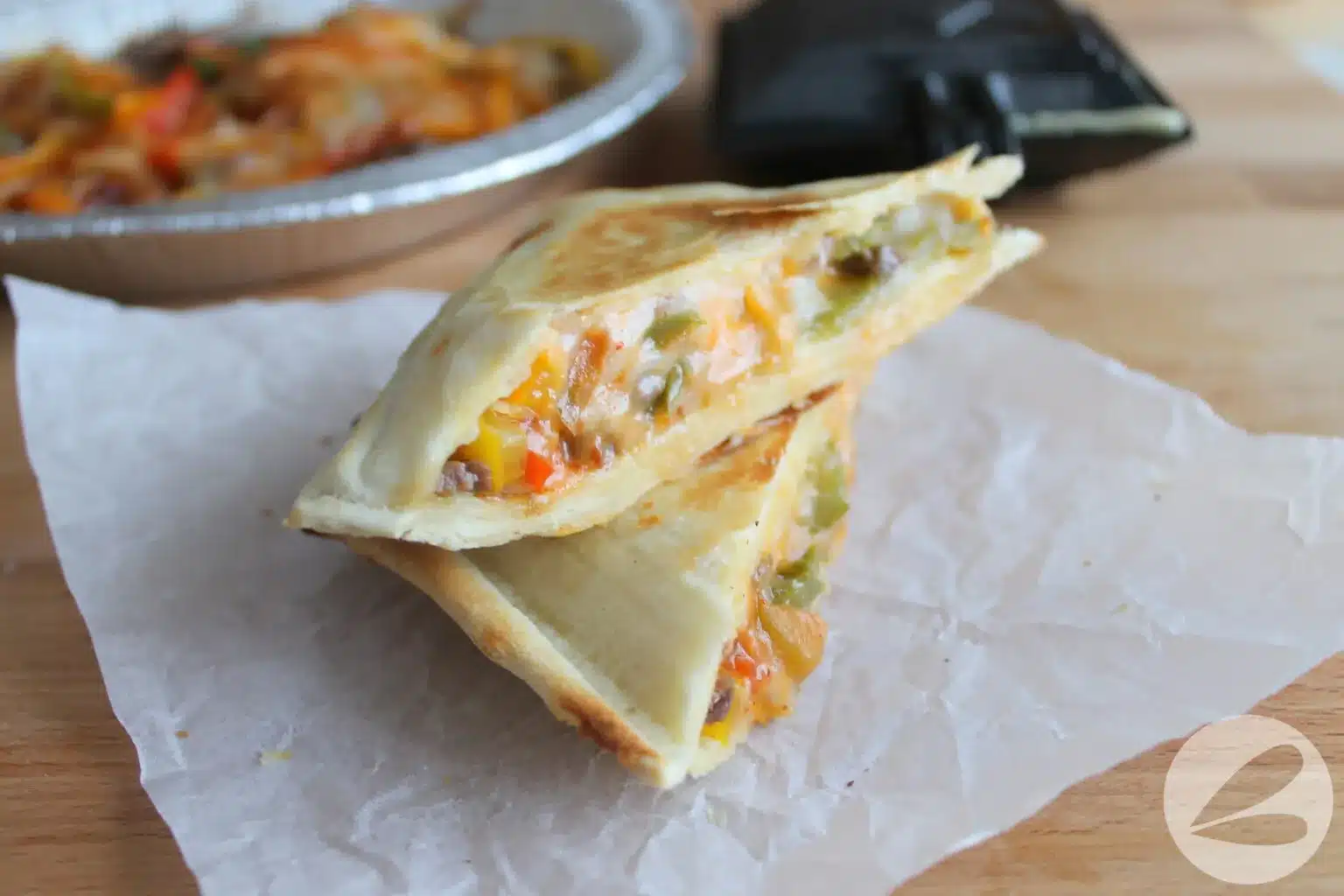 Bread stuffed with fajita ingredients.